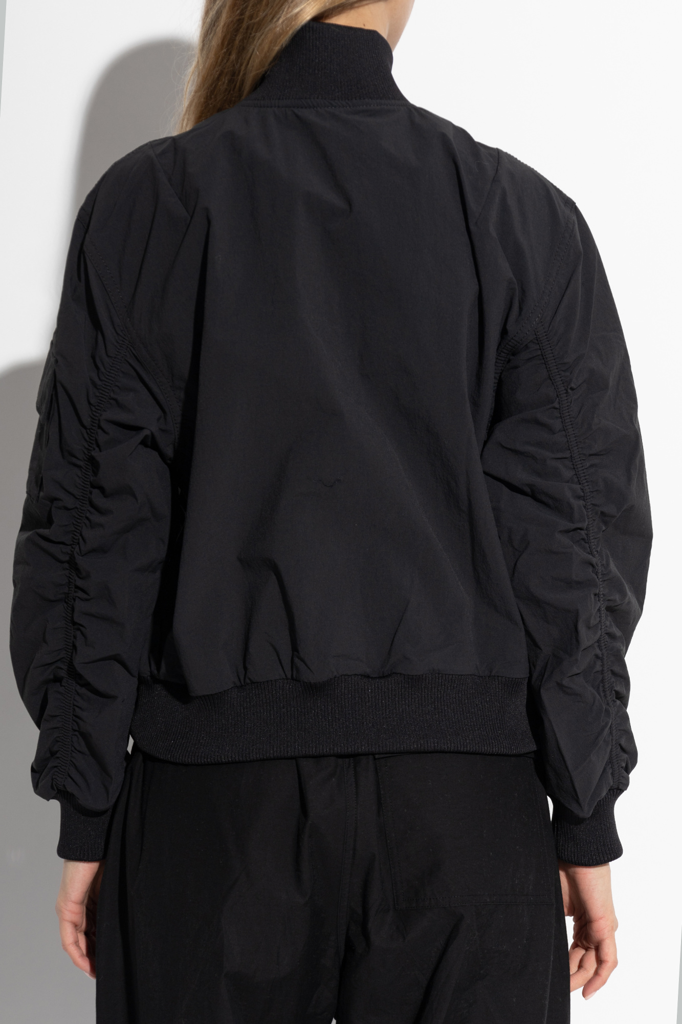 お得な情報満載 z kurtka Lekka Czarny kieszeniami Vitkac - Originals ADIDAS ワンピース